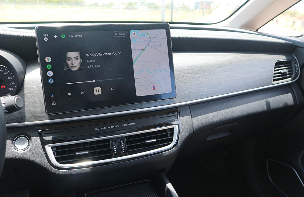 Apple CarPlay và Android Auto không dây